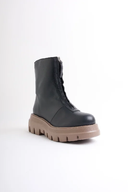 Boots for trekking on ice with warmth features -MATISSE BLACK