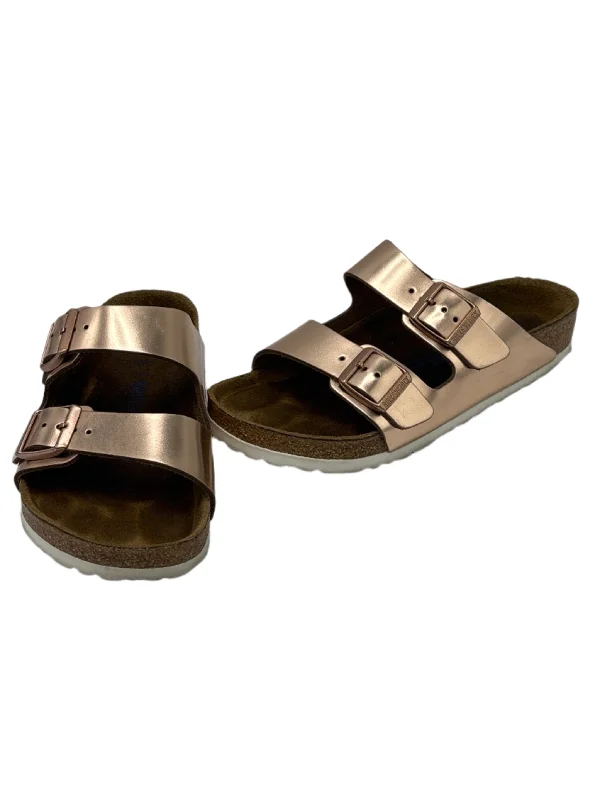 men’s sandals with breathable heels -Sandals Designer By Birkenstock In Rose Gold, Size: 6