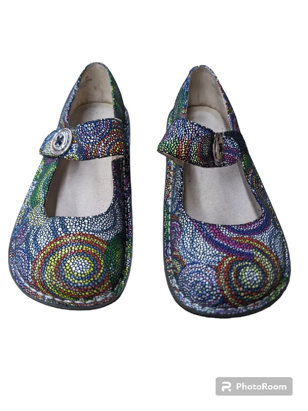 cushioned everyday flats-Shoes Flats Other By Alegria  Size: 6