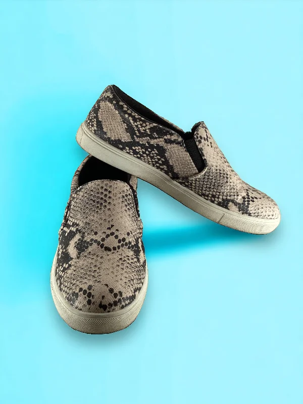 breathable casual flats-Shoes Flats Other By A New Day  Size: 9