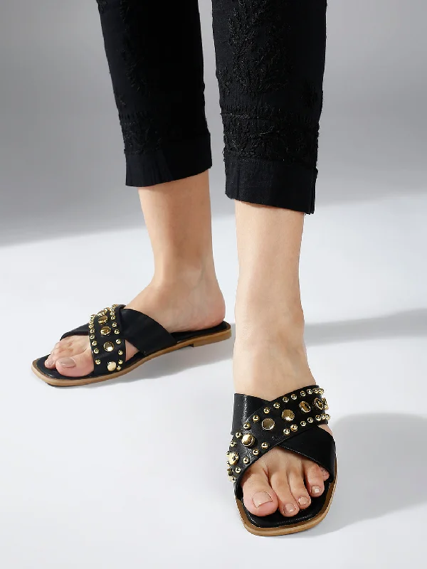 simple travel flats-Women Black Studded Criss Cross Strap Open Toe Flats