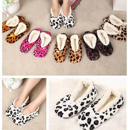 Slippers for chill vibes-Home Soft Plush Leopard Slippers Coral Fleece Indoor Home Shoes,Floor Socks , Indoor Slippers Winter Foot Warmer 7 Color