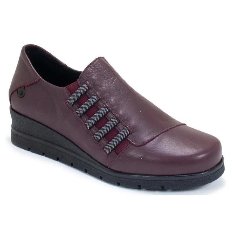 Valeria's Maury Wine Wedge Slip-On (Women's)