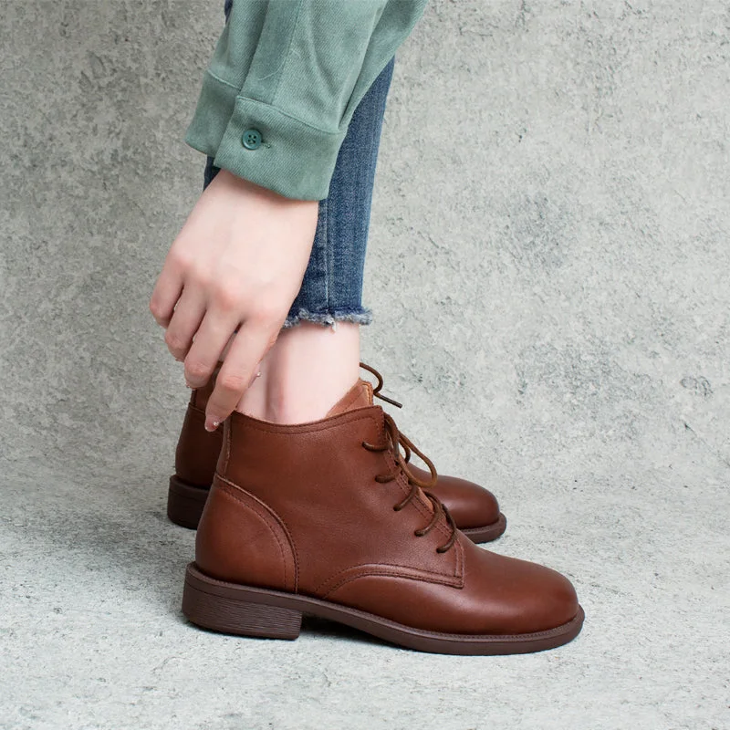 Stylish boots for wet and cold weather -Women Autumn Solid Leather Casual Boots