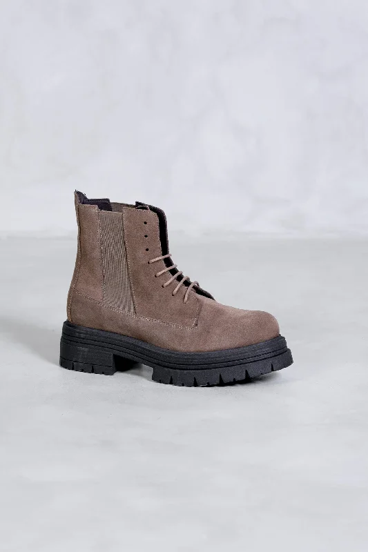 Durable snow boots for cold-weather treks -LEE TAUPE