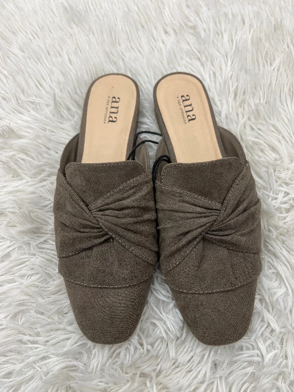 plush suede flats-Shoes Flats Mule & Slide By Ana  Size: 6.5