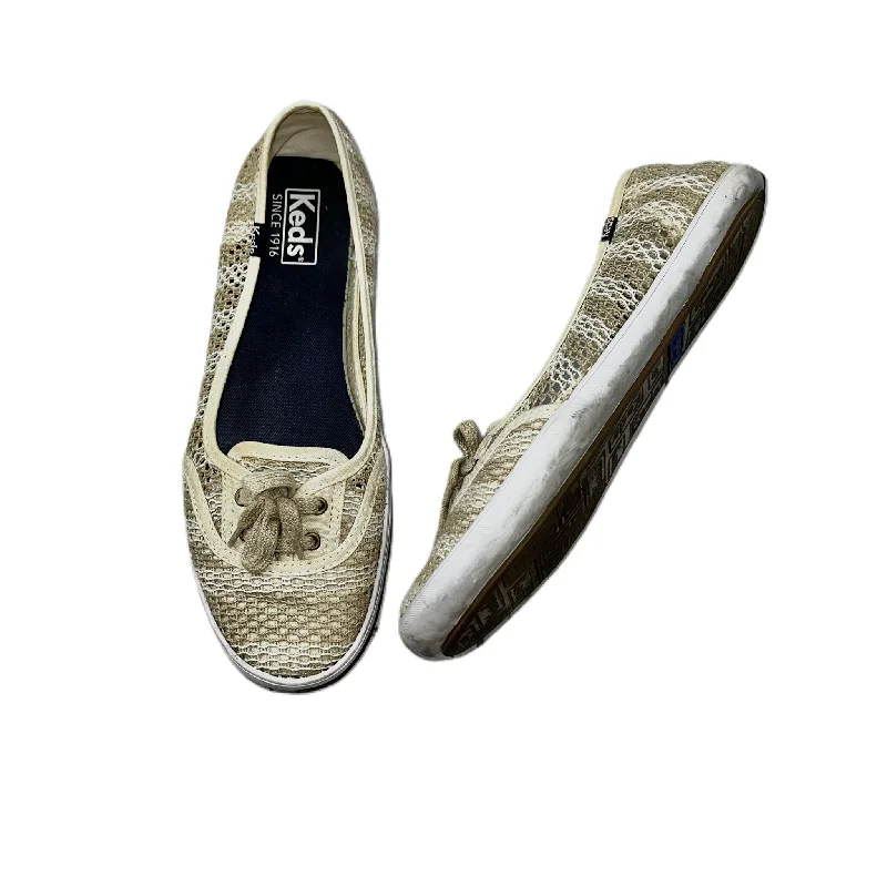 cushioned office flats-Tan & White Shoes Flats By Keds, Size: 8.5