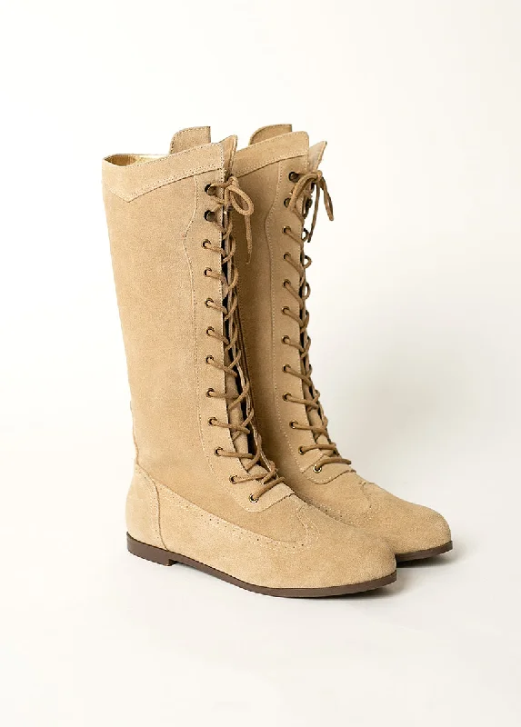 Fashionable ankle boots for fall -Aelin Leather Boot in Distressed Tan